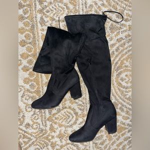 BLACK THIGH HIGH NY&C BOOTS, SIZE 8, BARELY USED